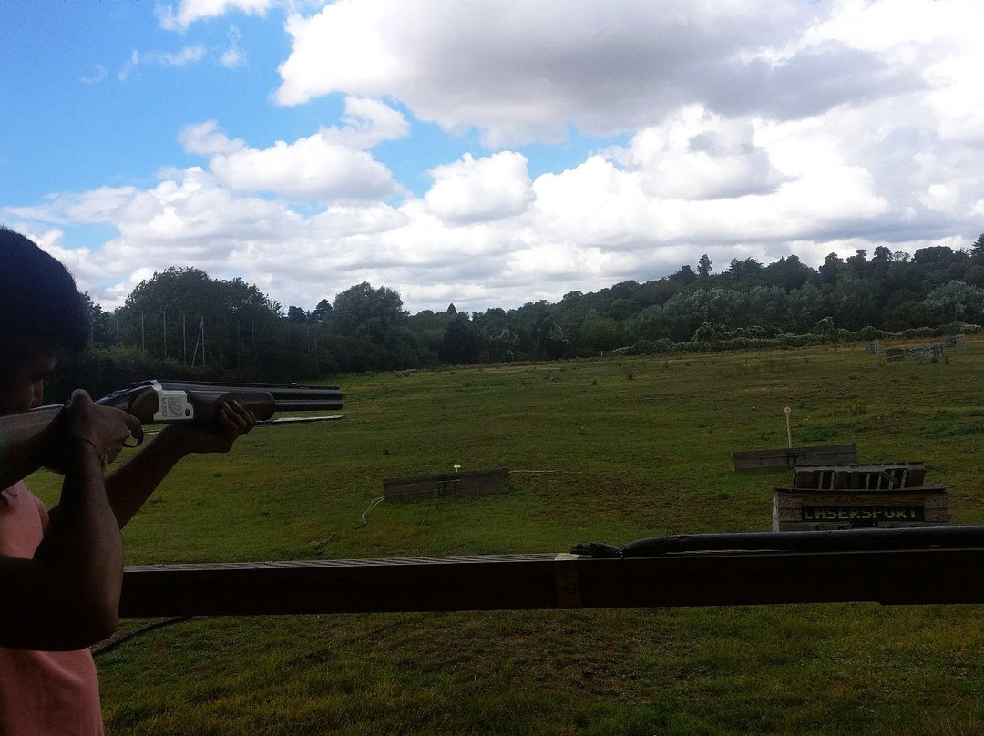 Reload Laser Clay Shooting Range-雷丁必去景点