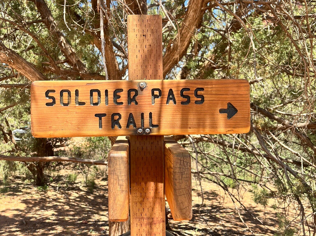 Soldier Pass Trail景点图片