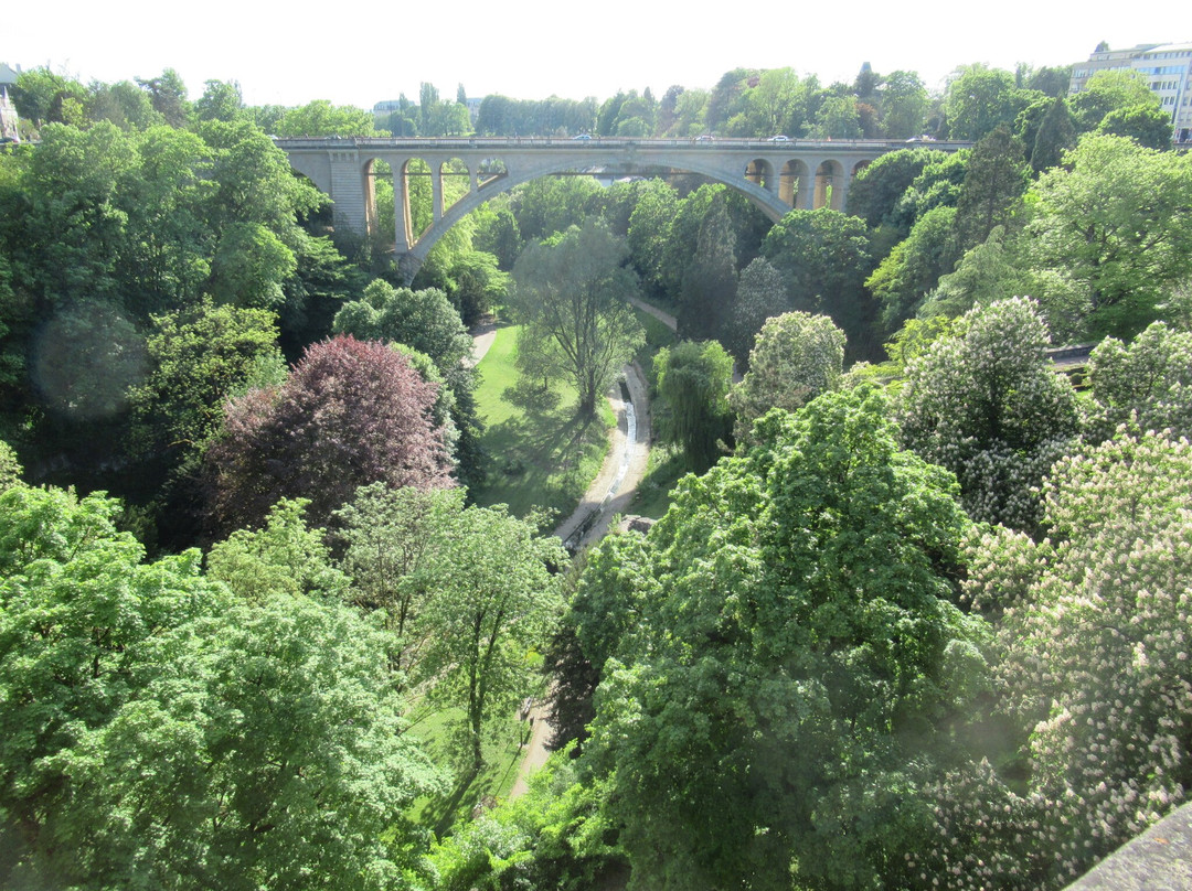 Pont Adolphe-卢森堡城必去景点