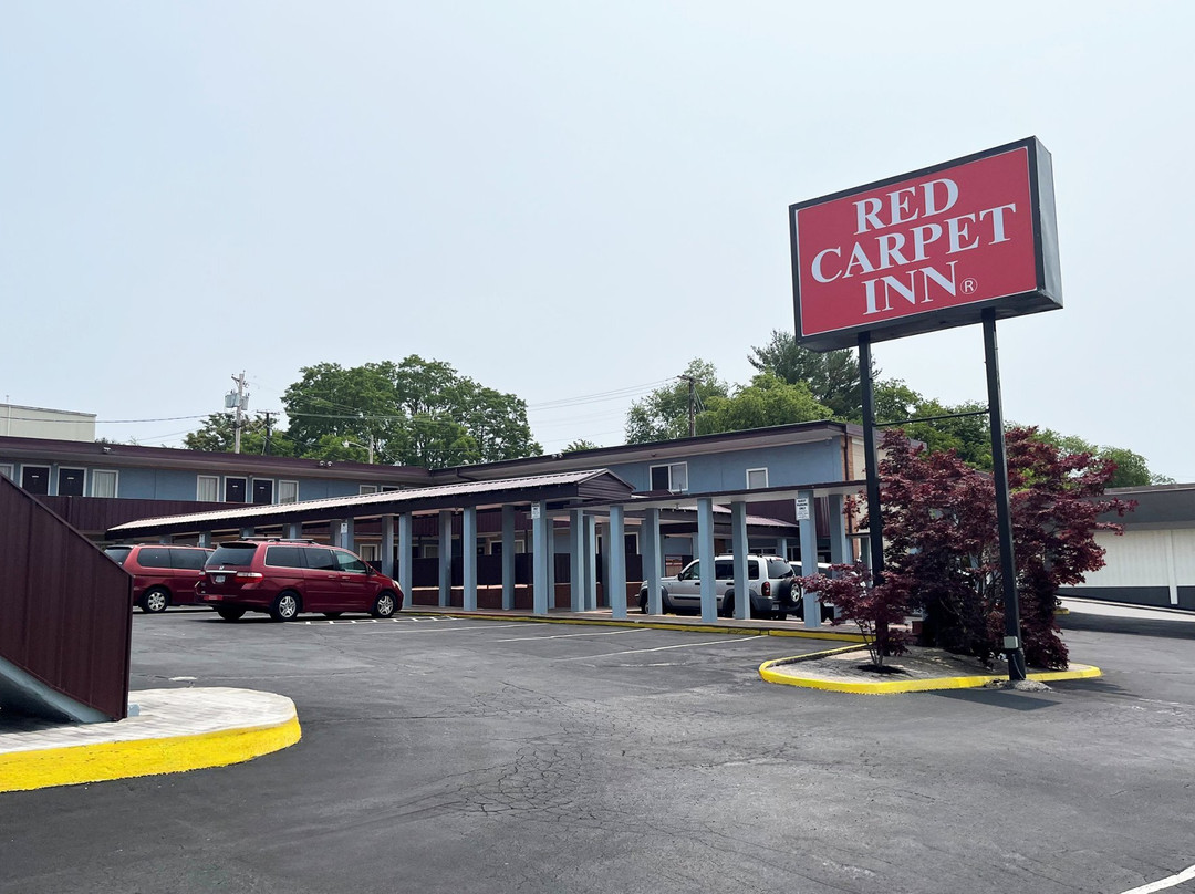 布莱克斯堡酒店住宿-红毯酒店