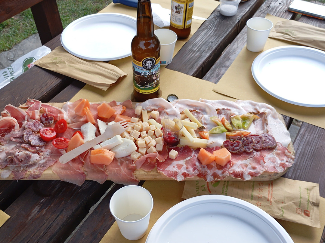 Azienda Agraria La Valle-Fivizzano必去景点