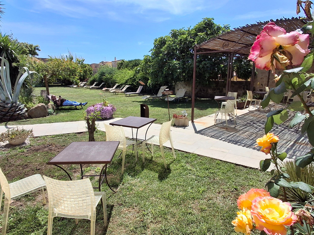 梅森特雷斯努拉格斯酒店主图