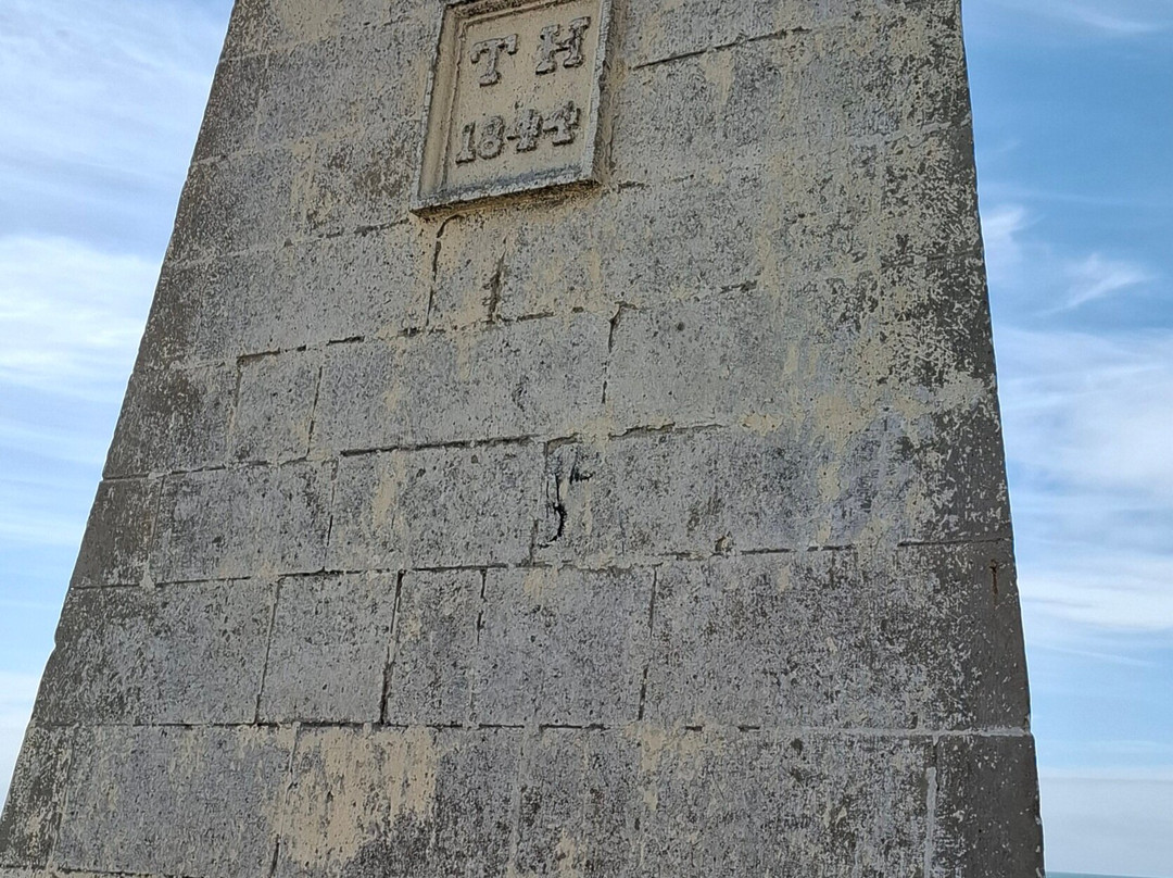 Trinity House Obelisk-Isle of Portland必去景点