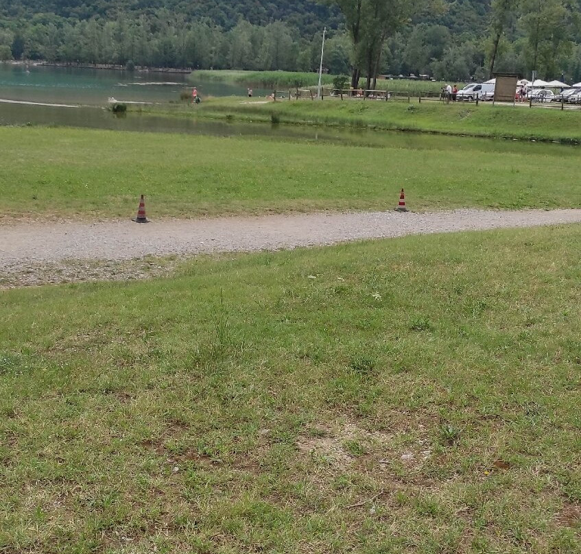 Lago Di Cavazzo-Cavazzo Carnico必去景点