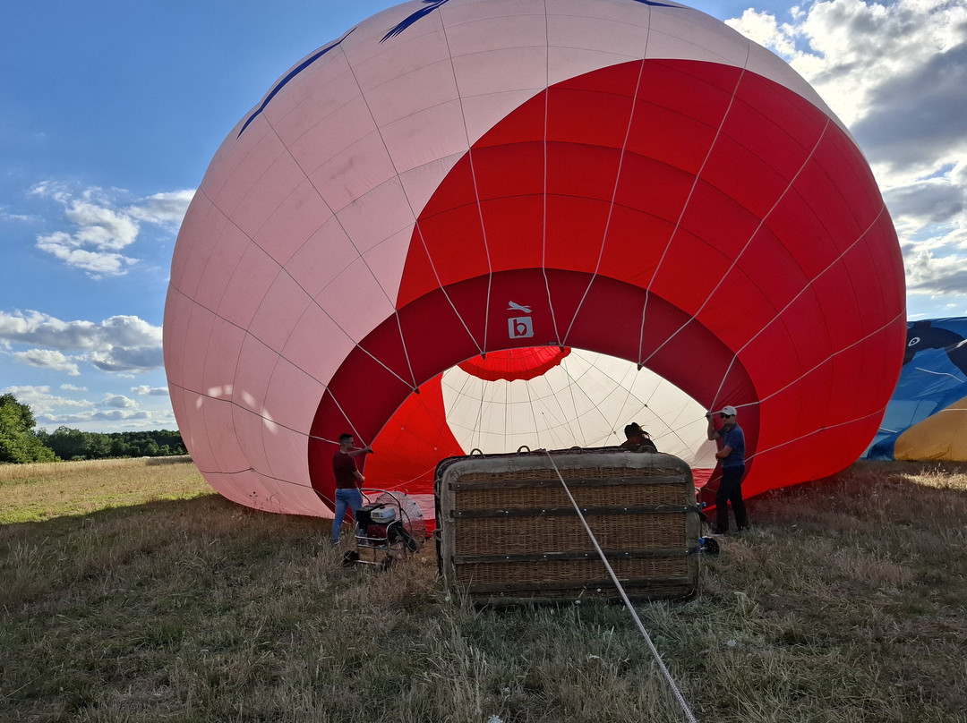 Compagnons-du-Vent-Vineuil必去景点