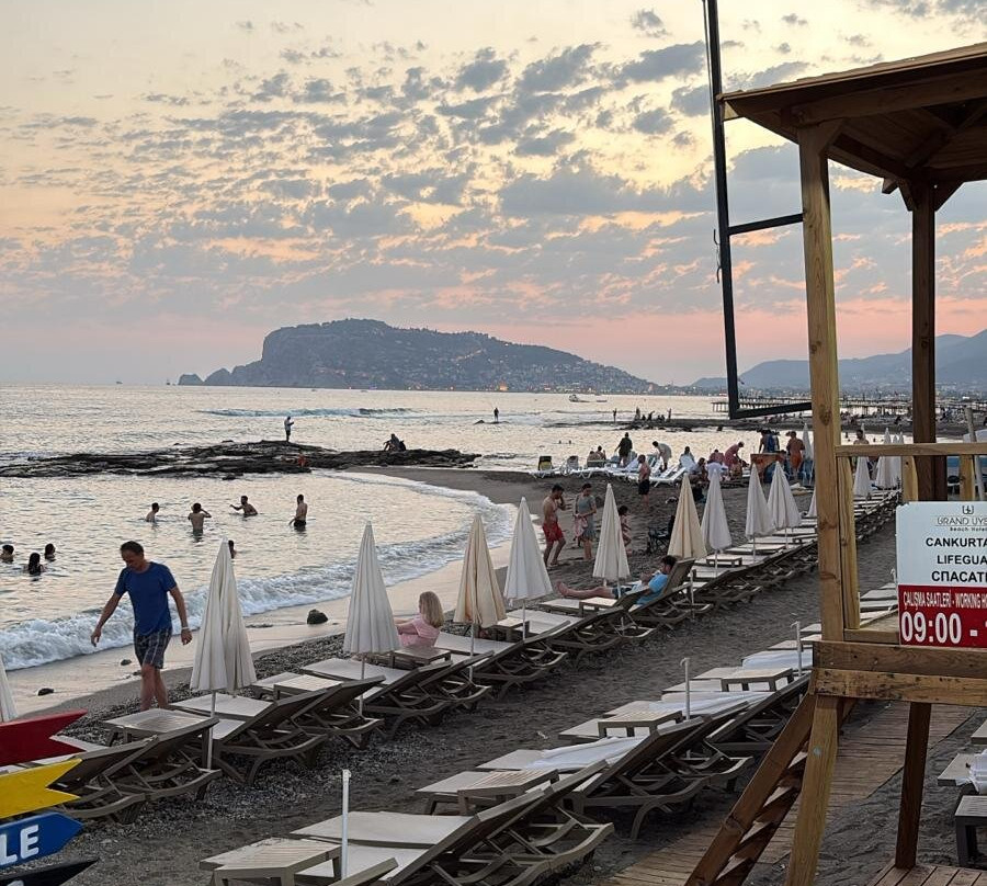 Grand Uysal Beach & Spa Hotel主图