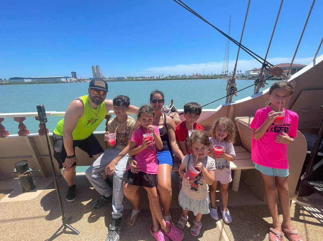 Black Dragon Cruises-Port Isabel必去景点