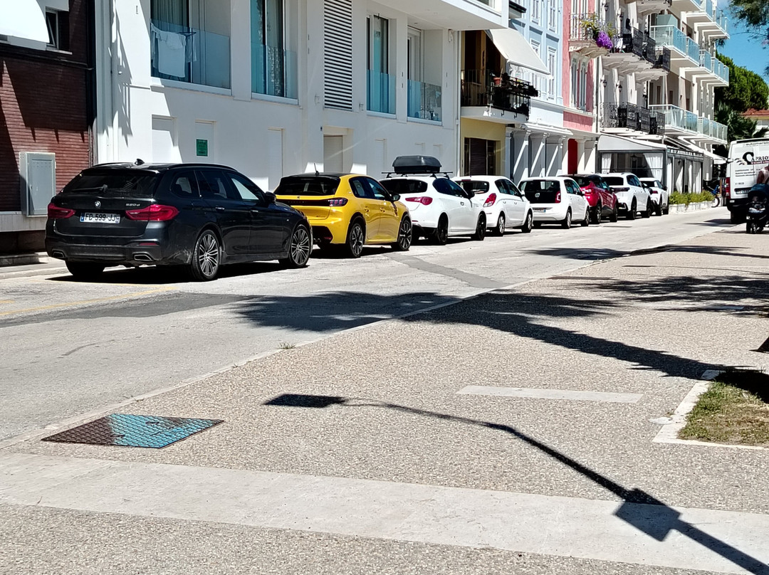 Hotel La Perla主图