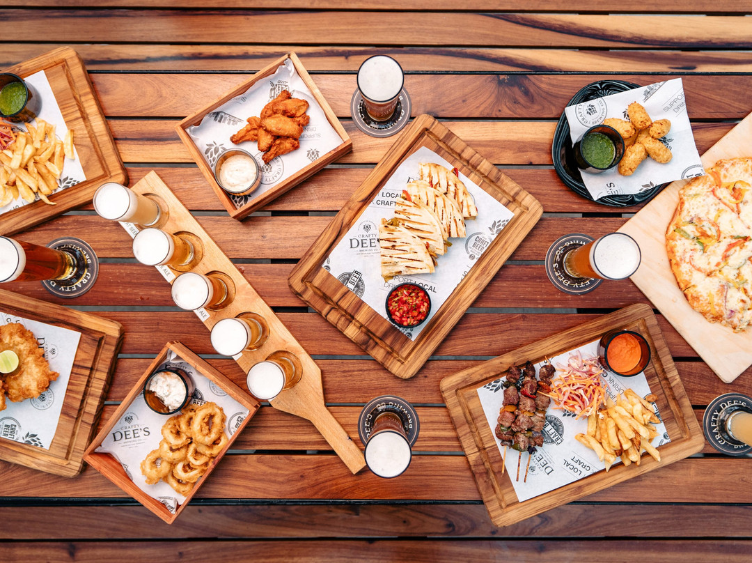 Crafty Dee's (Microbrewery & Brewpub)-Dar es Salaam必去景点