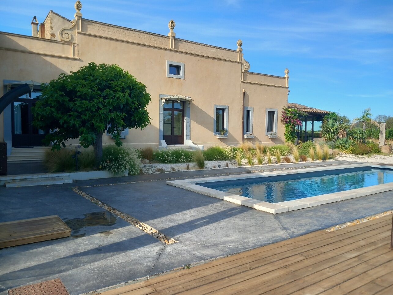 Chateau La Sabine-官方