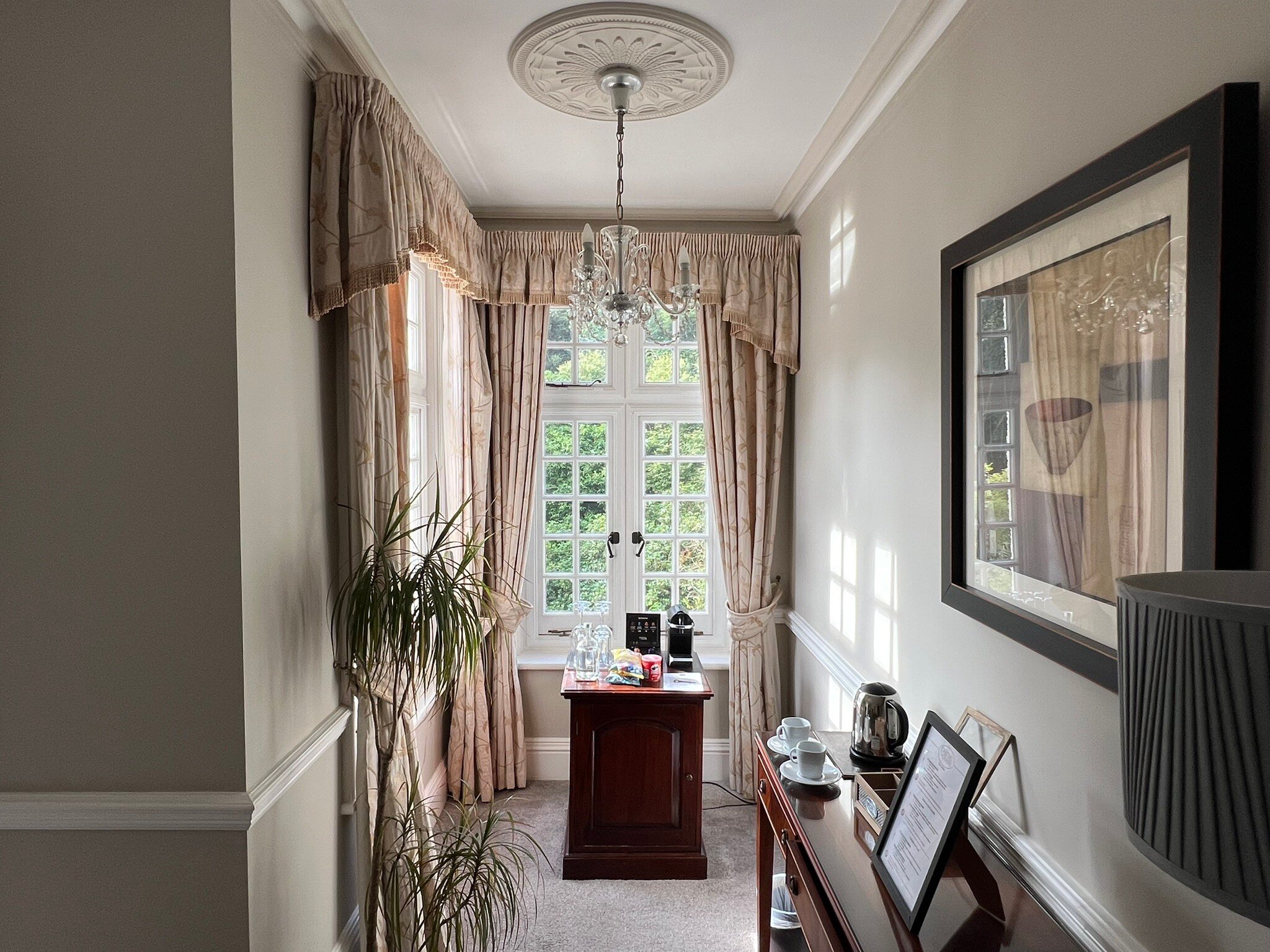 哈顿主教城堡酒店-官方