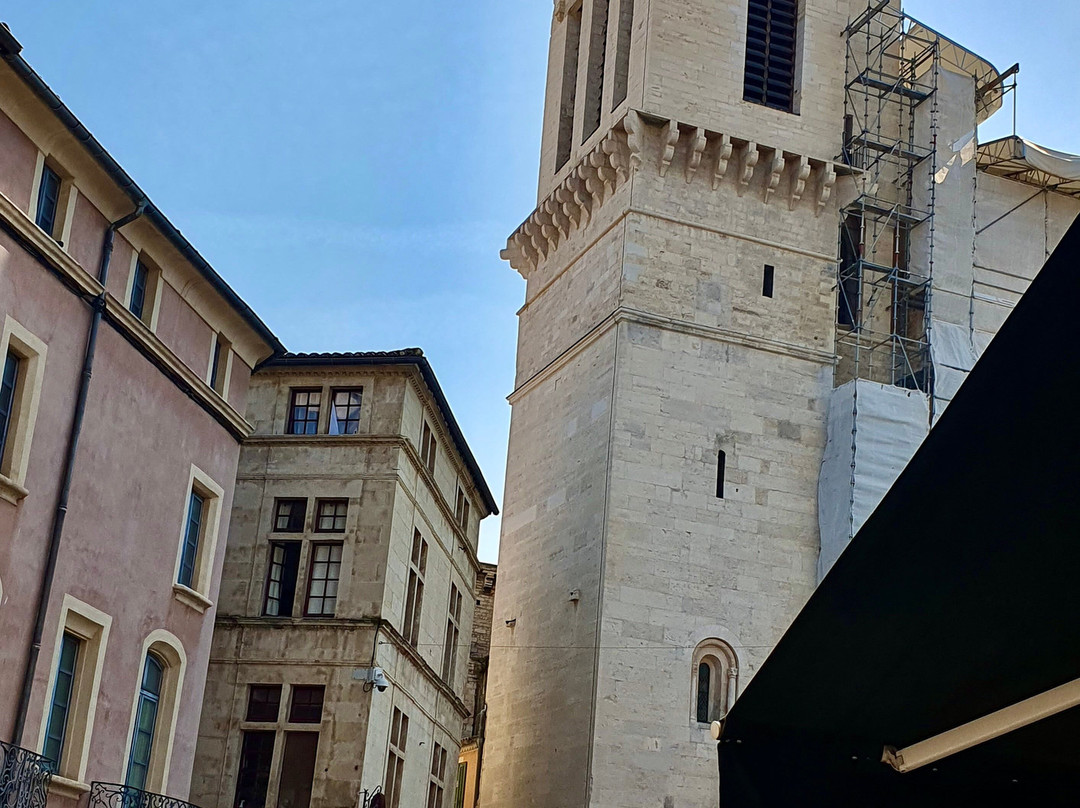 Cathedrale Notre-Dame-Et-Saint-Castor de Nimes-尼姆必去景点