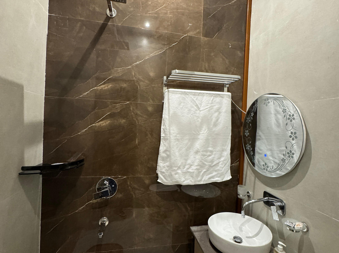 Food Express Restaurant & Hotel