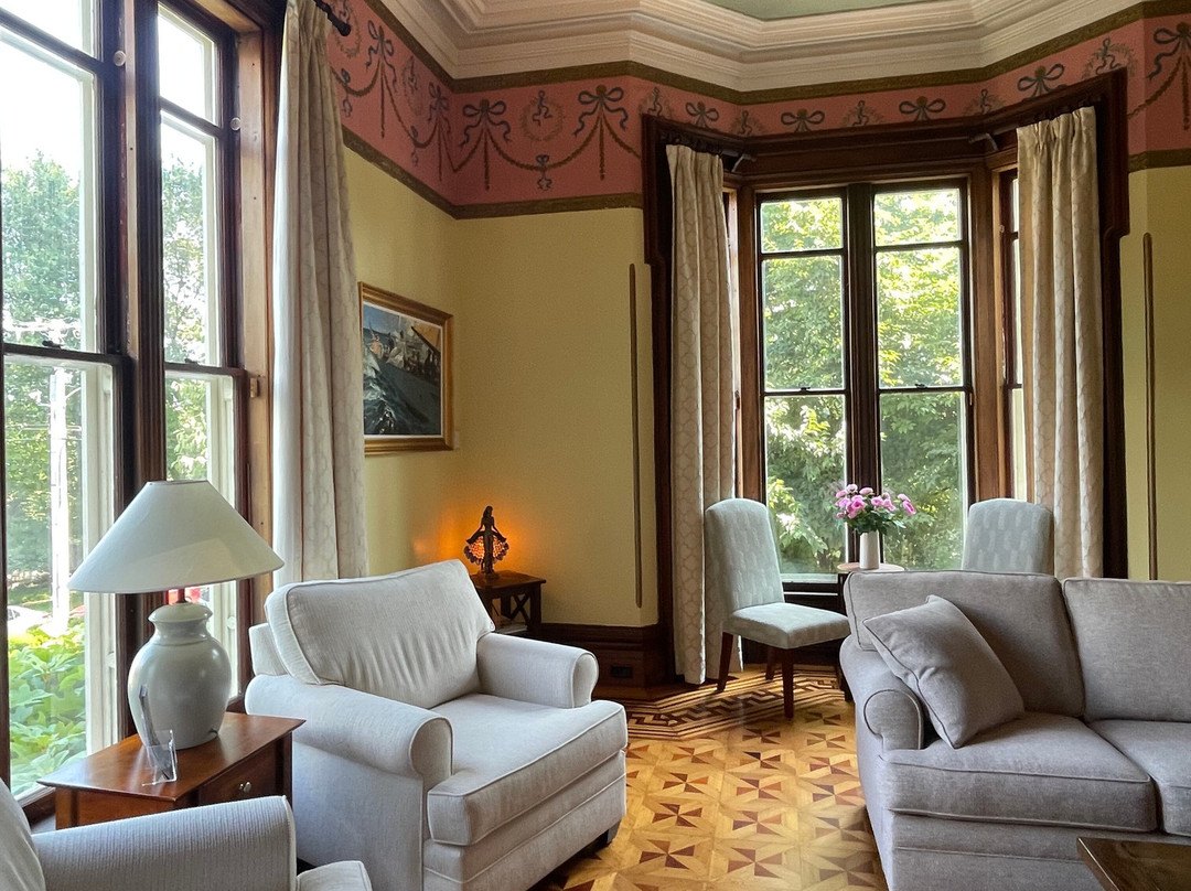 Captain’s Mansion主图