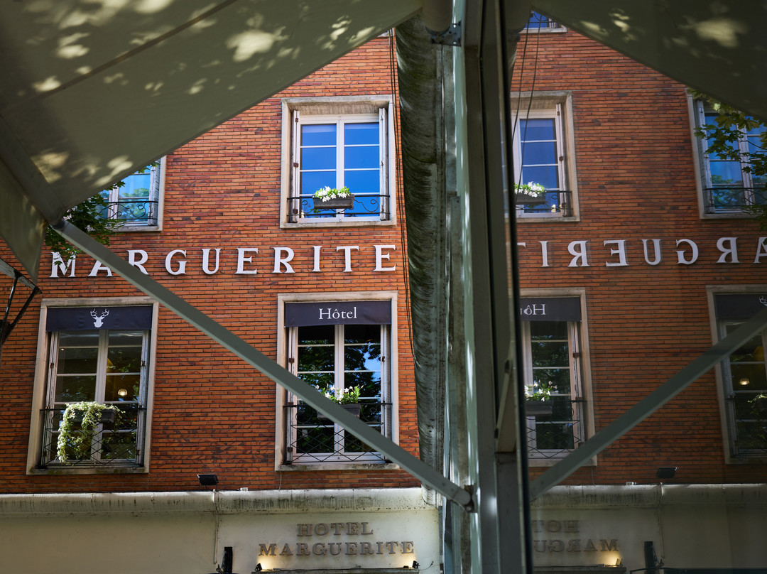 Logis Hôtel Marguerite主图