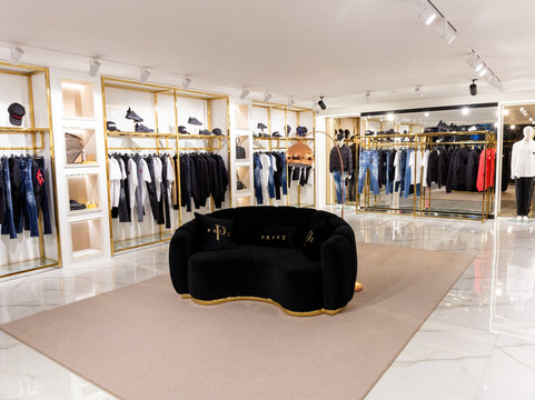 Privé Luxury Shopping-地拉那必去景点