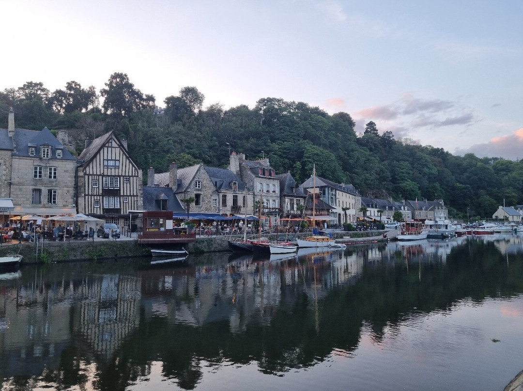 Port de Dinan-迪楠必去景点