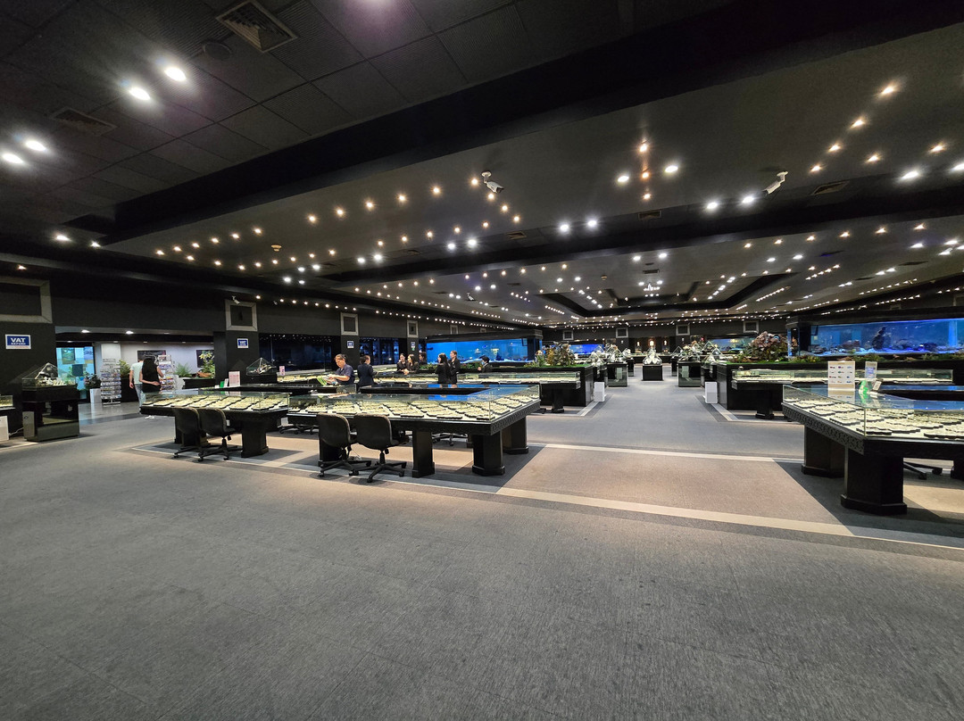 Gems Gallery Chiang Mai-山甘烹必去景点