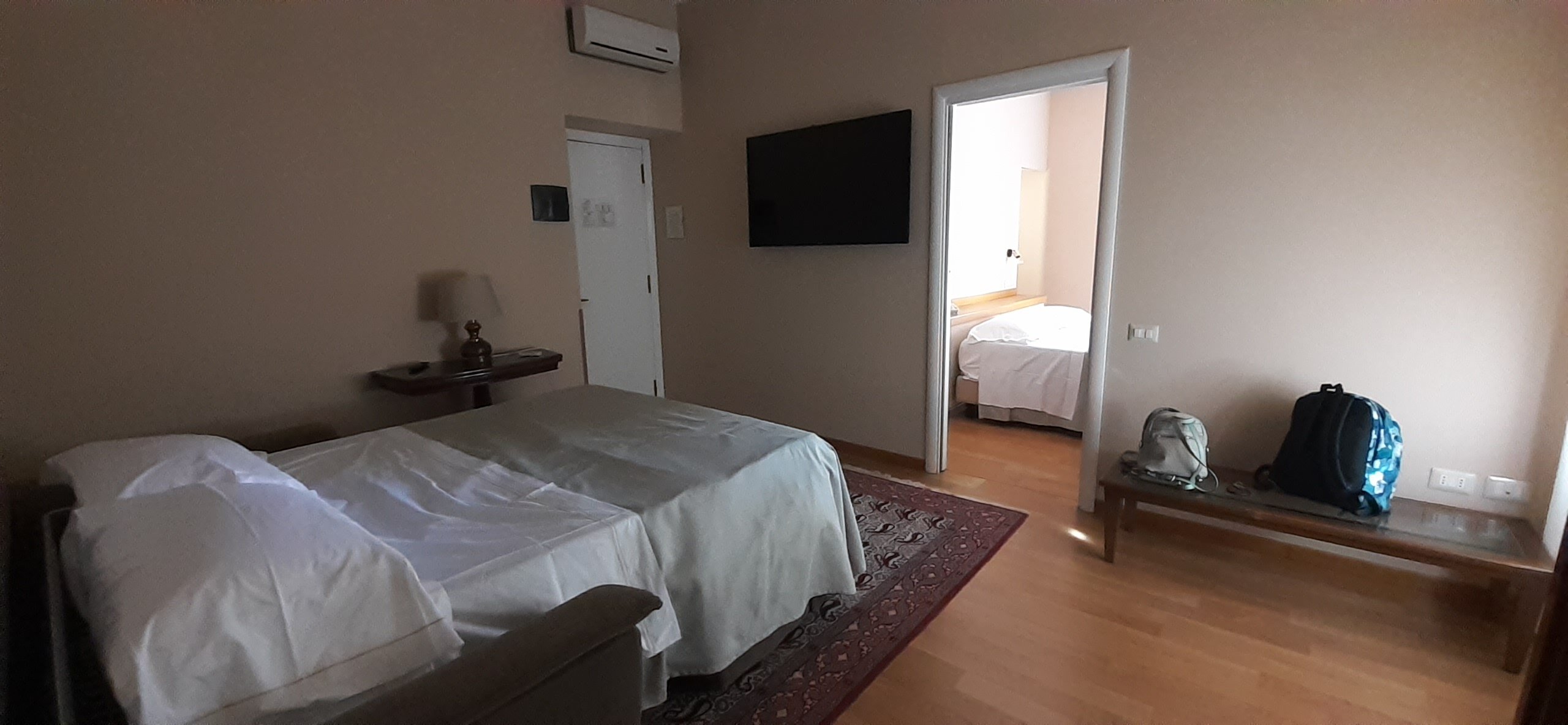 Terme di Sardara-客卧