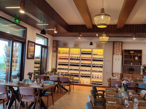 Licorna Winehouse-Mizil必去景点