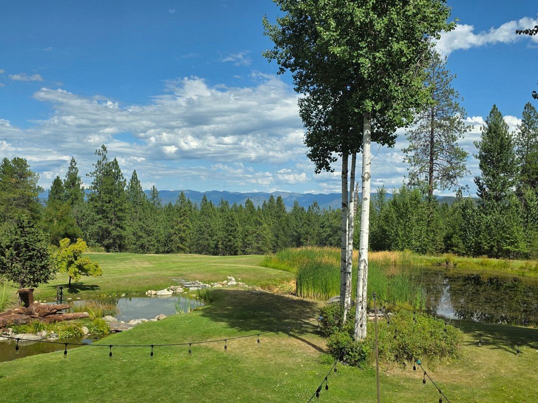 Talus Rock Retreat主图