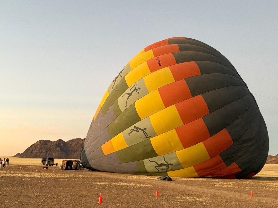 Namib Sky Balloon Safaris-赛斯瑞必去景点