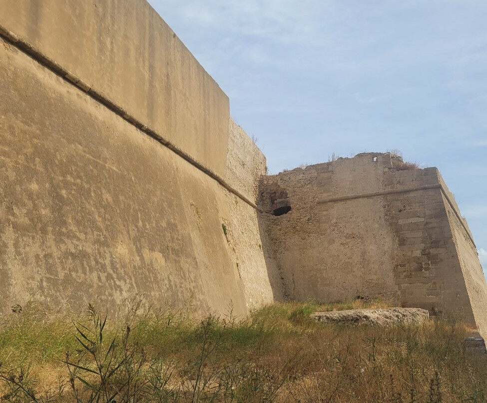 Castello di Carlo V-克罗托内必去景点