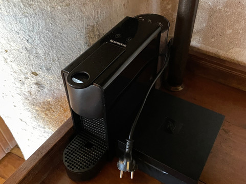 蝴蝶特窟酒店主图