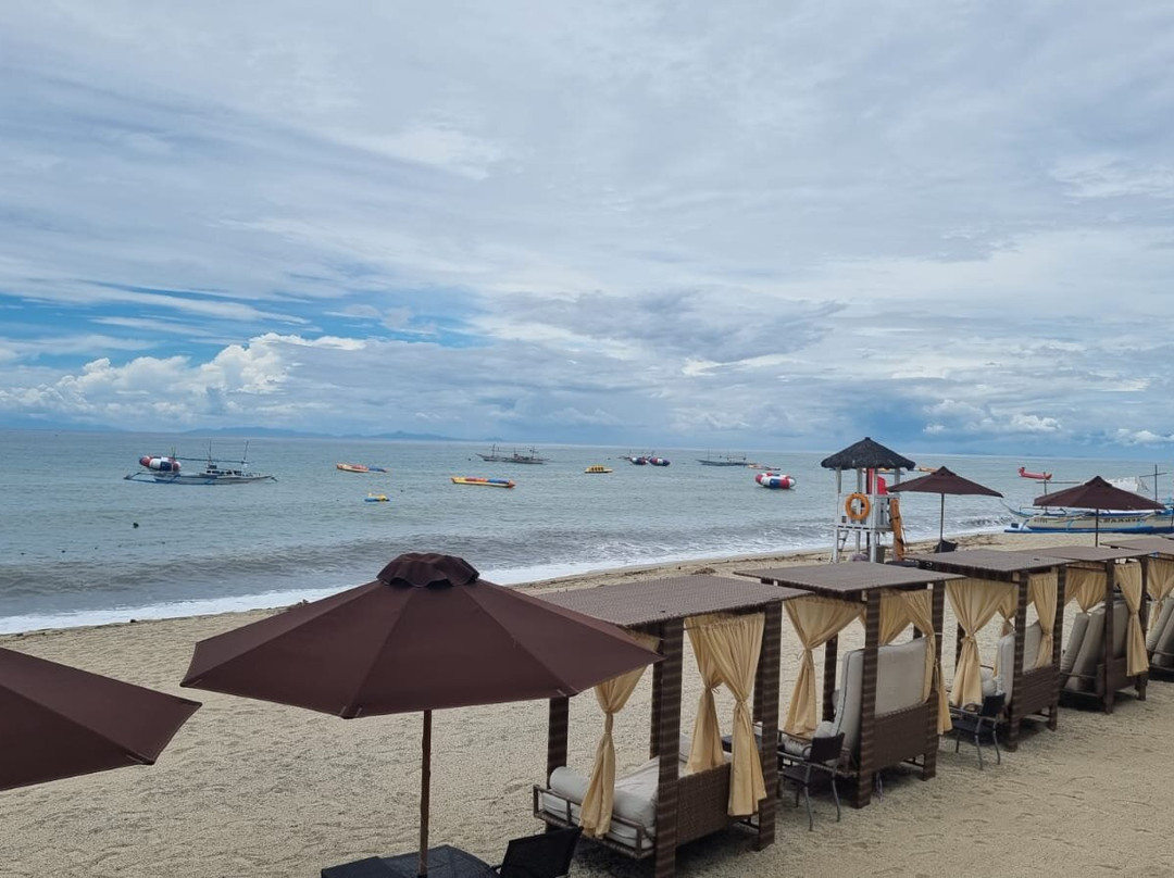 奥库瓦维德海滩度假村酒店主图