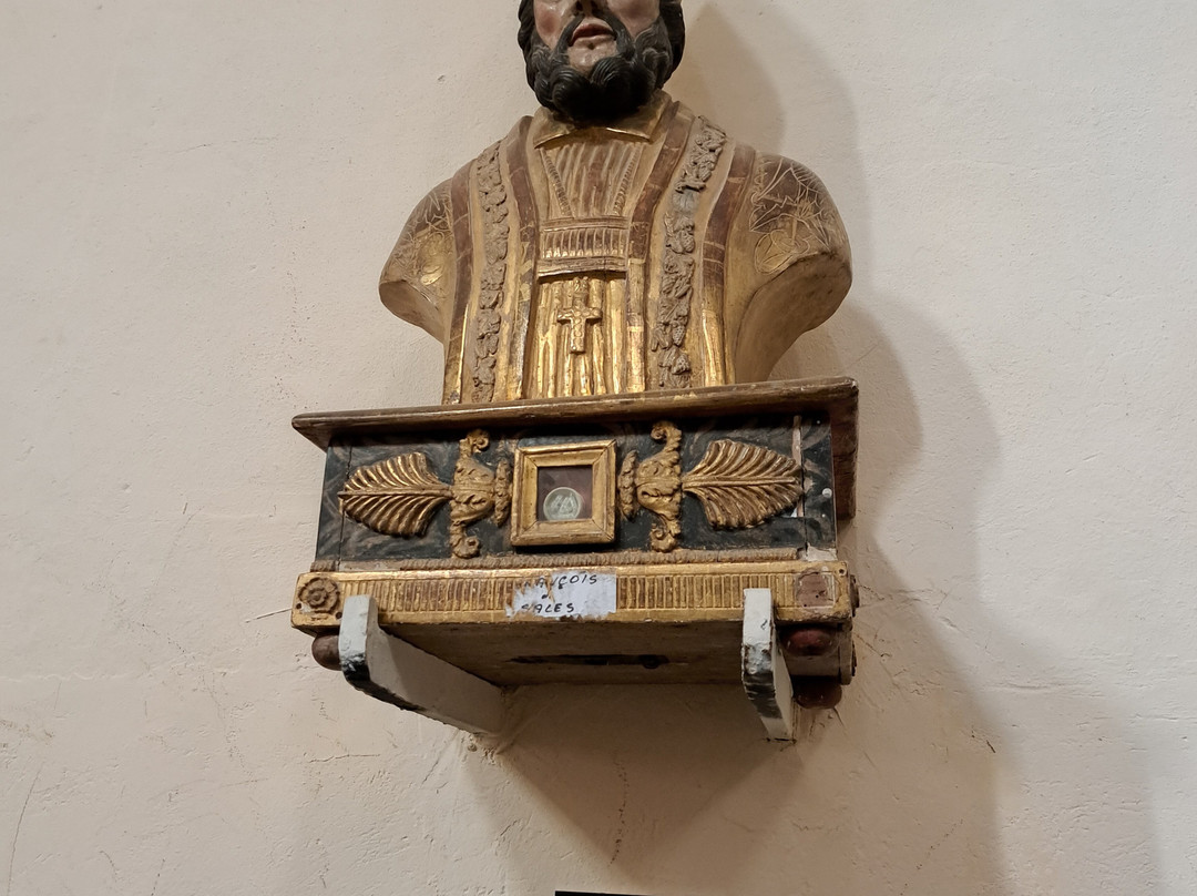 Eglise de Saint Etienne-Saint-Saturnin-les-Apt必去景点