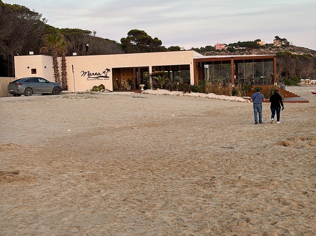 Marea Exclusive Lounge Beach