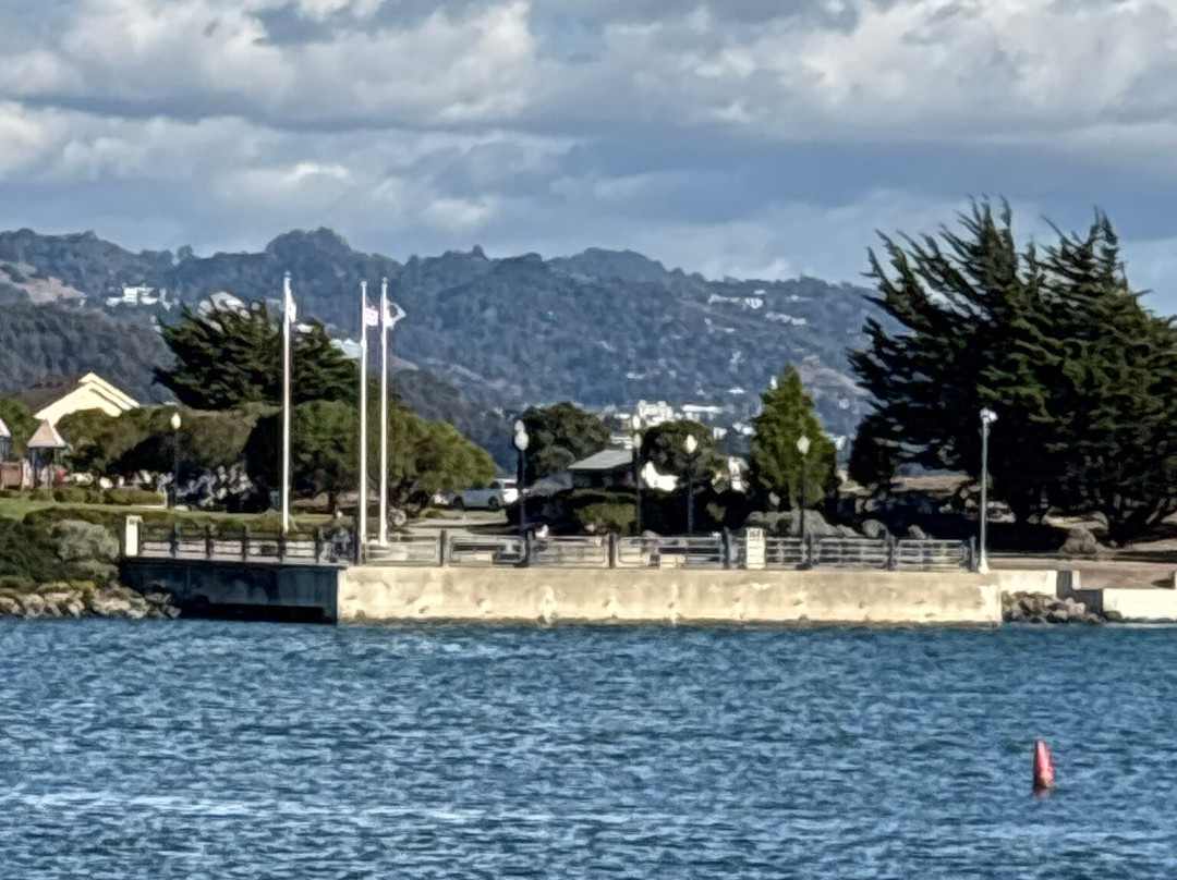 Barbara And Jay Vincent Park-列治文必去景点