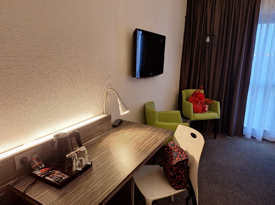 莱西恩地平线贝斯特韦斯特酒店主图