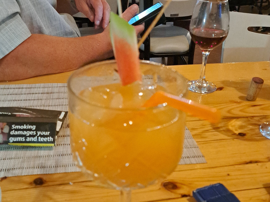 The Melon Cocktail Bar-卡拉马其必去景点