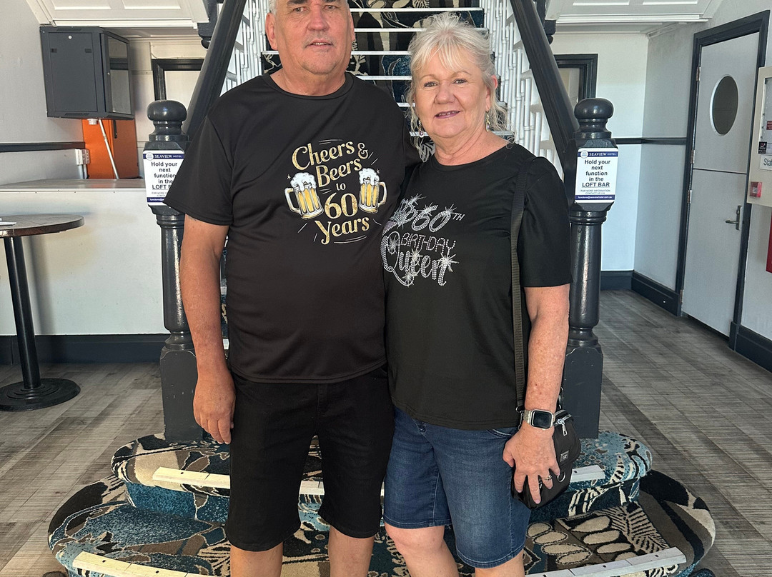 海滩别墅汽车旅馆主图