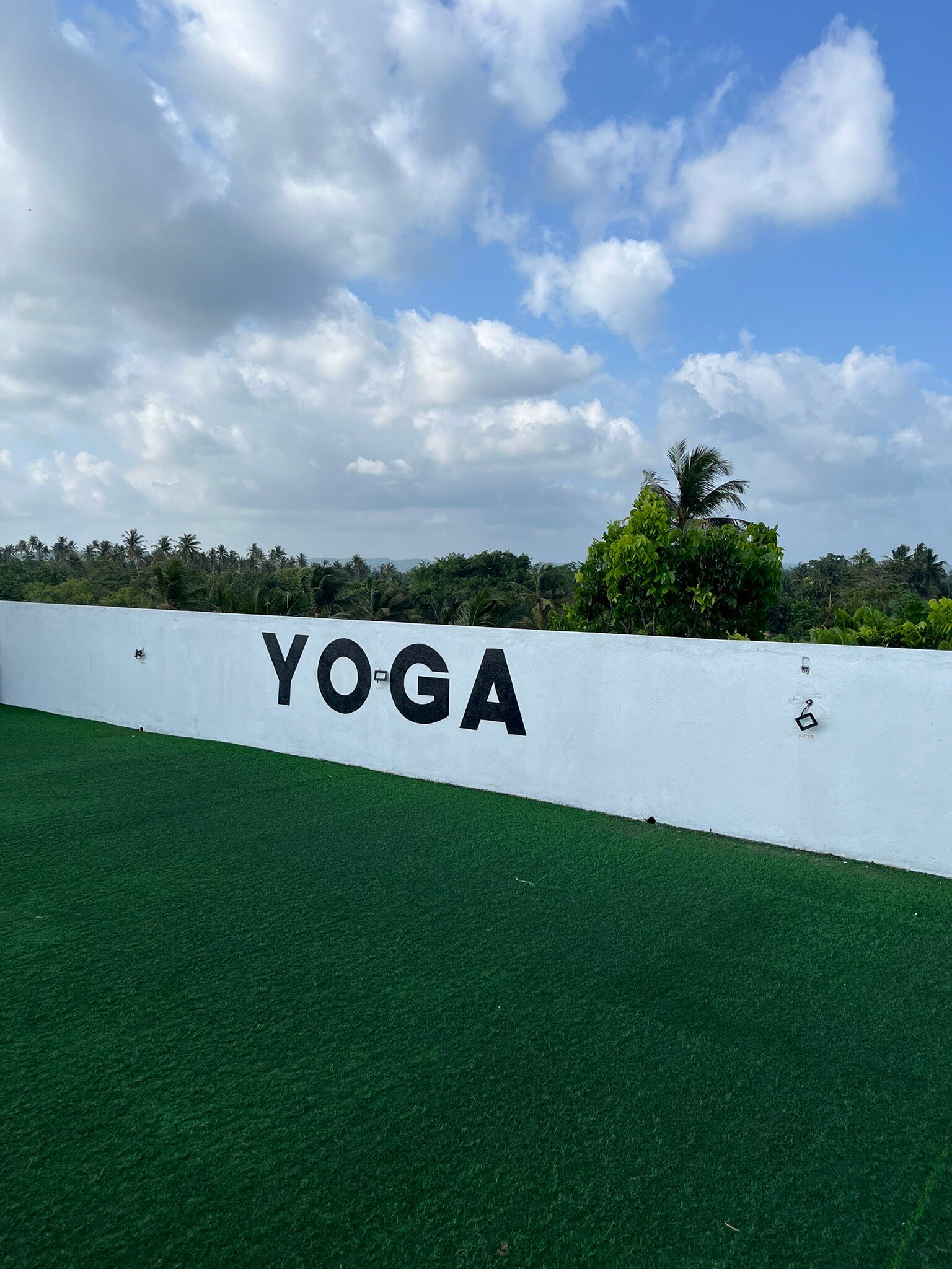 The Surfer Surf Camp Sri Lanka-官方