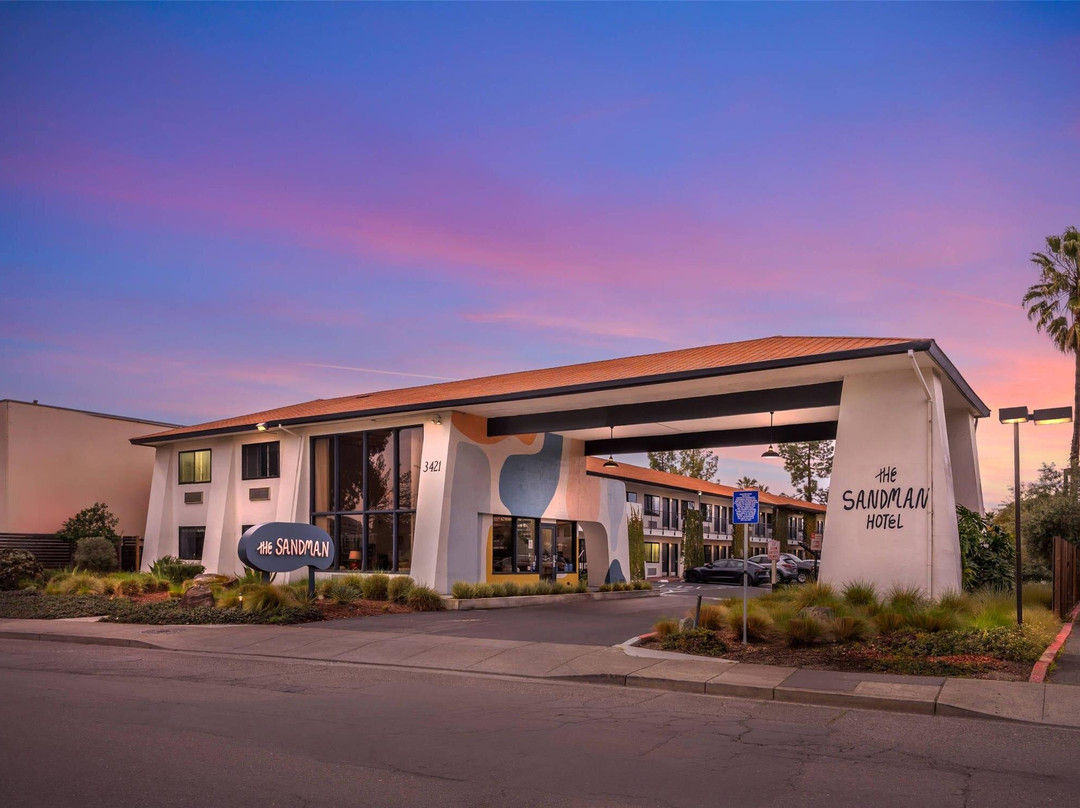 Larkfield-Wikiup酒店住宿-桑德曼圣罗莎旅馆