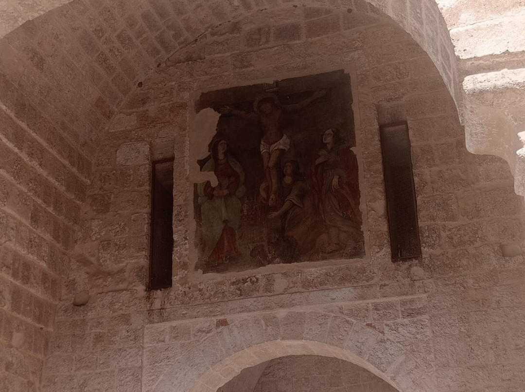 Arco Marchesale o Porta Grande-波利尼亚诺阿马雷必去景点