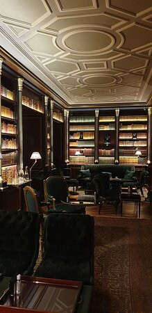 巴黎瑞瑟夫酒店主图