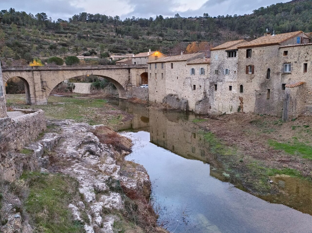Pont Vieux-Lagrasse必去景点