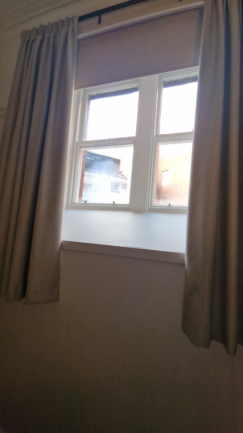 爱丁堡喀里多尼亚希尔顿酒店-客卧