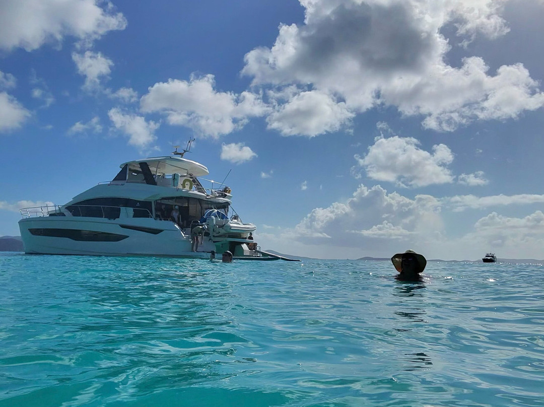 MarineMax Vacations-托土拉必去景点