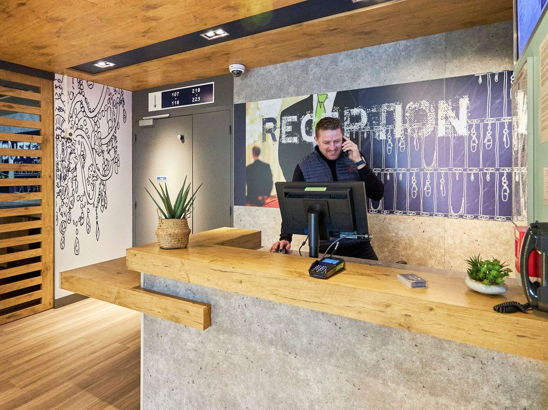 宜必思快捷利雪酒店