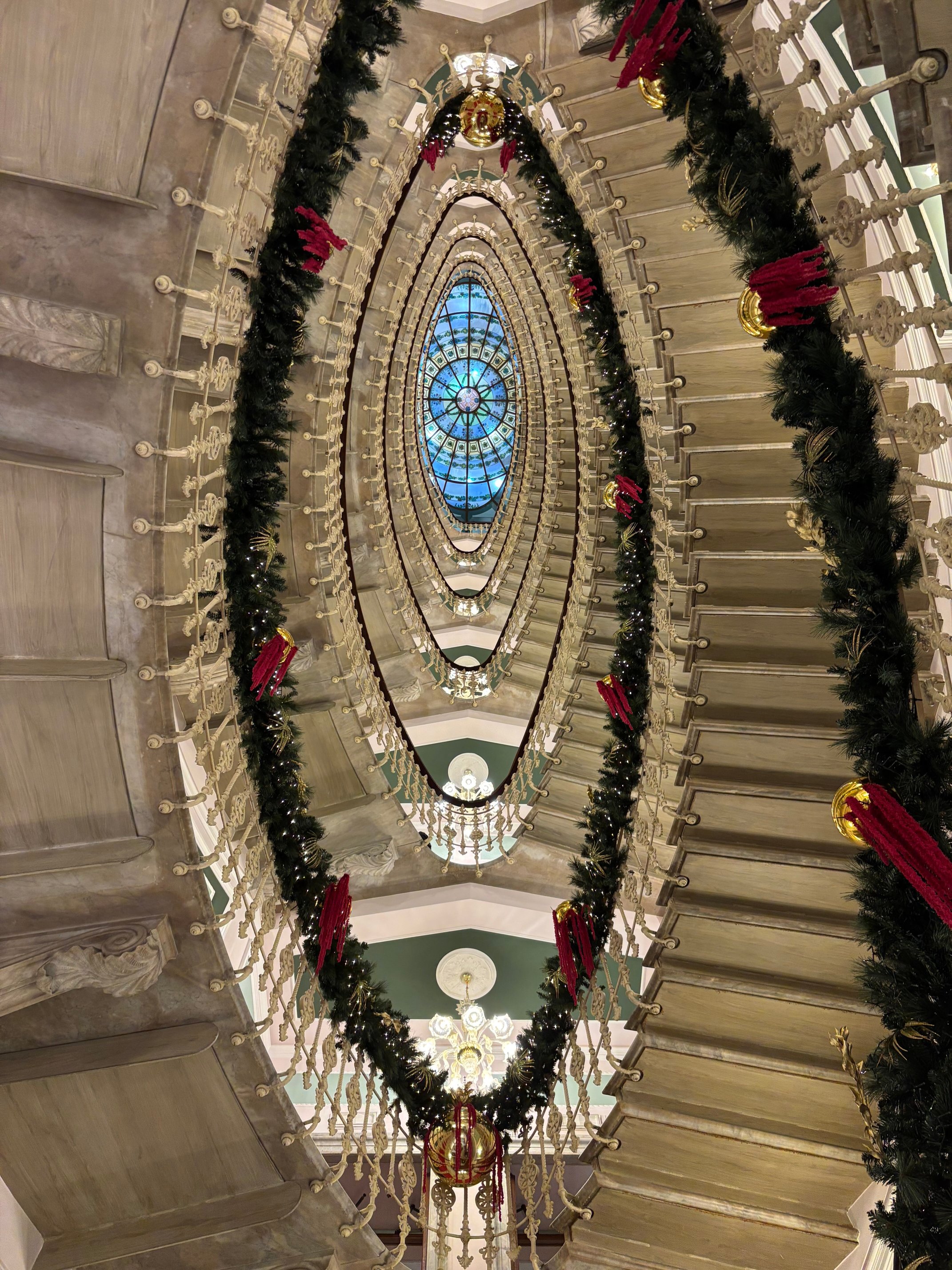 布里斯托宫殿酒店-官方