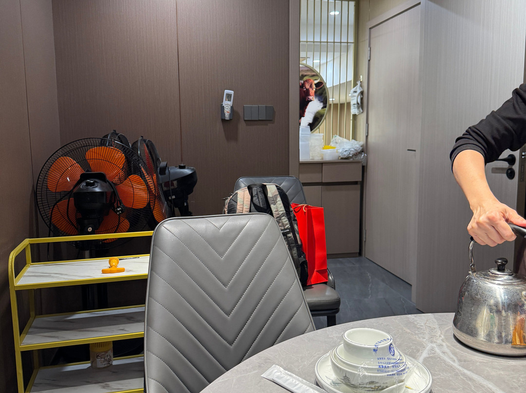 隆记鲜牛庄(壹城中心店)