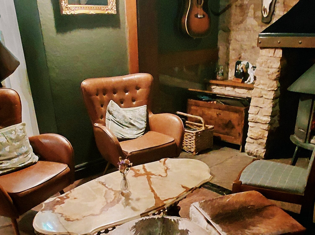 马尔堡公爵酒店主图