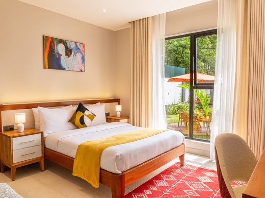 The Meru House主图