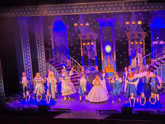 The Ffwrnes-拉内利必去景点