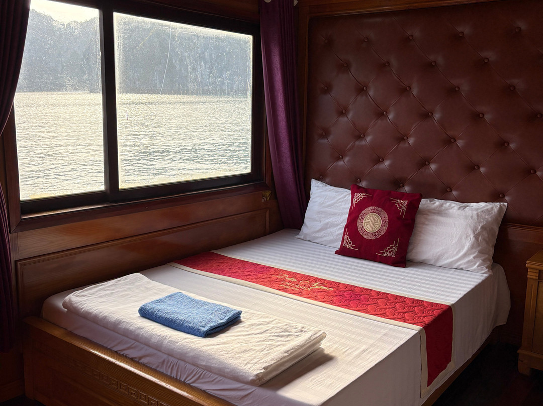 Cat Ba Gem Cruise-卡巴必去景点