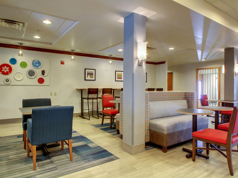 Brown Deer酒店住宿-Holiday Inn Express Milwaukee N-brown Deer/mequon By IHG